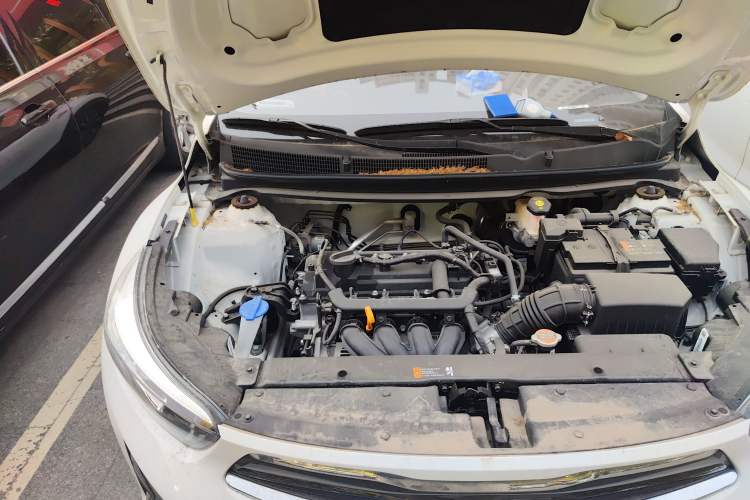 Used Kia kx1 Stonic 2021 1.4L CVT Fun & Sunroof Model Engine Bay Right