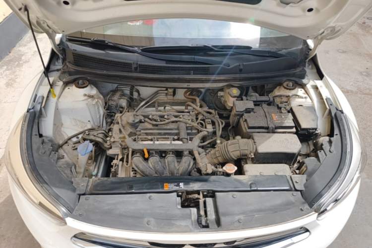 Used Kia kx1 Stonic 2021 1.4L CVT Sunroof Model Engine Bay