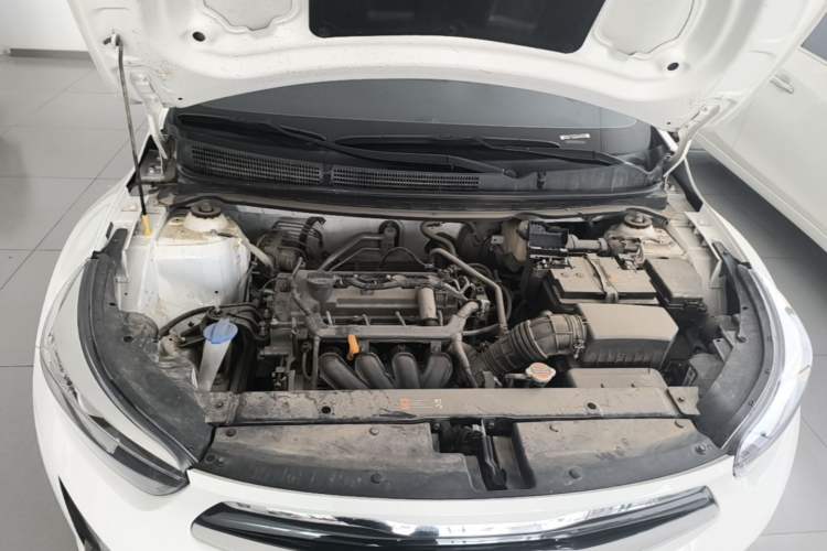 Used Kia kx1 Stonic 2021 1.4L CVT Sunroof Model Engine Bay