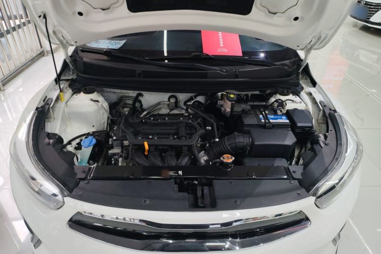 Used Kia kx1 Stonic 2021 1.4L CVT Fun Edition Engine Bay