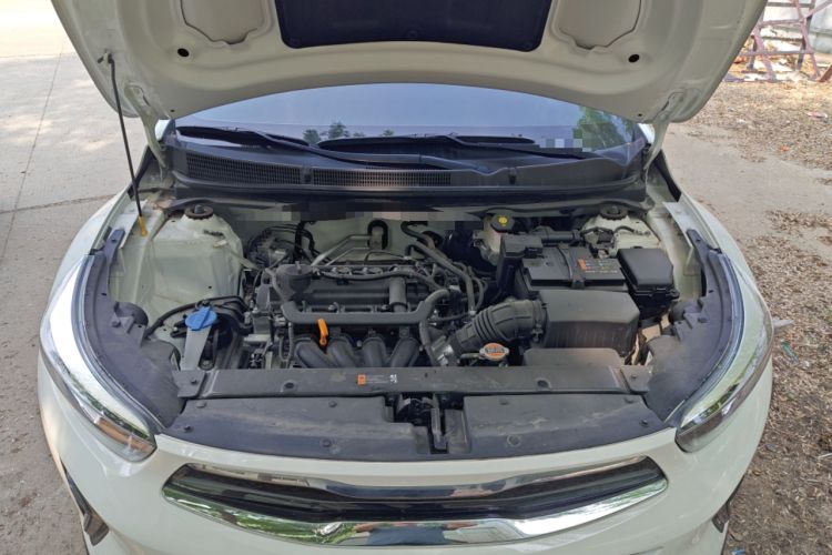 Used Kia kx1 Stonic 2021 1.4L CVT Fun Edition Engine Bay