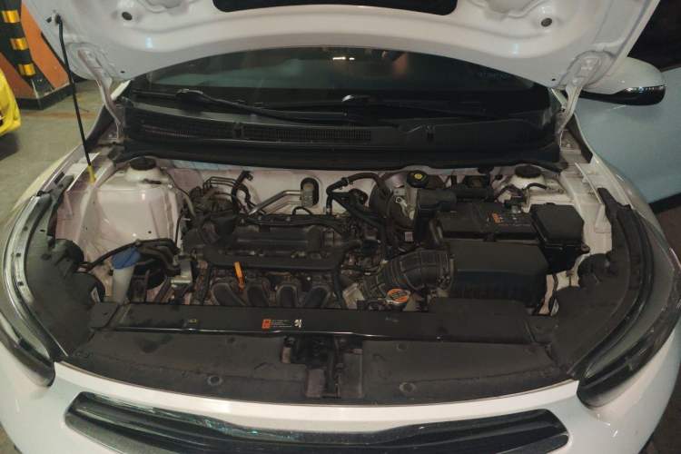 Used Kia kx1 Stonic 2021 1.4L CVT Fun Edition Engine Bay