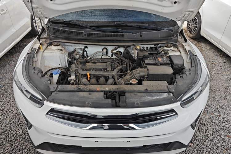 Used Kia kx1 Stonic 2021 1.4L CVT Sunroof Model Engine Bay