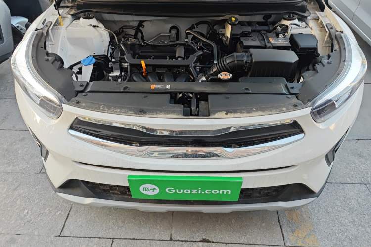 Used Kia kx1 Stonic 2021 1.4L CVT Fun Edition Engine Bay