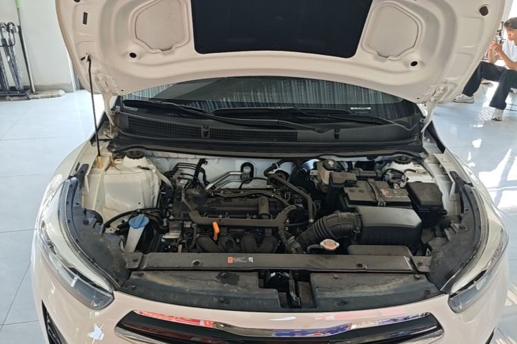 Used Kia kx1 Stonic 2021 1.4L CVT Sunroof Model Engine Bay