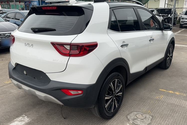 Used Kia kx1 Stonic 2021 1.4L CVT Sunroof Model Exterior 1