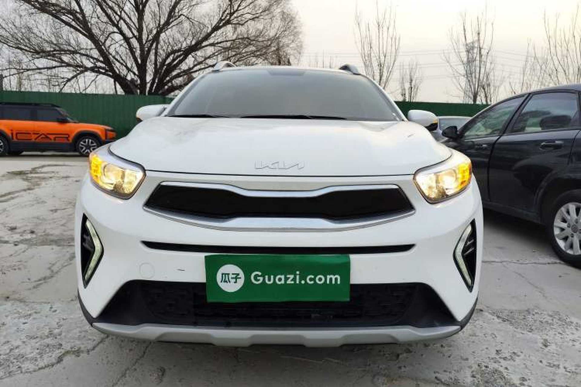 Used Kia kx1 Stonic 2021 1.4L CVT Fun Edition Exterior 1