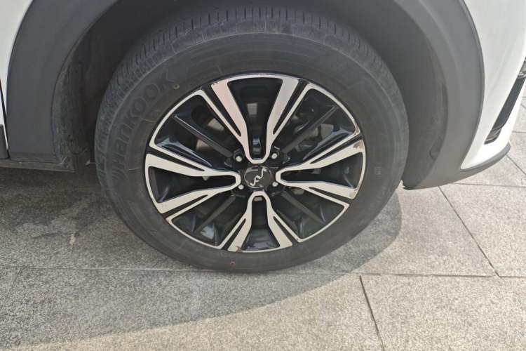 Used Kia kx1 Stonic 2021 1.4L CVT Sunroof Model Exterior 1