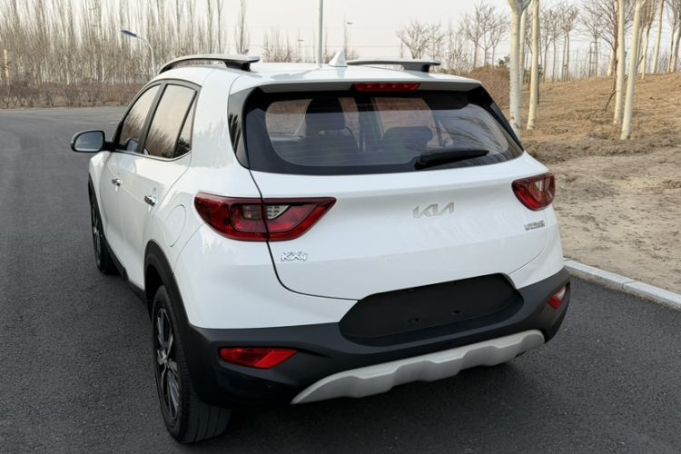 Used Kia kx1 Stonic 2021 1.4L Automatic Fun Edition Exterior 1