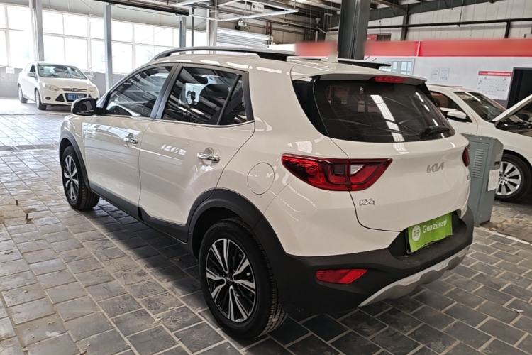 Used Kia kx1 Stonic 2021 1.4L CVT Fun Edition Exterior 2