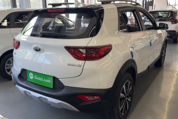 Used Kia kx1 Stonic 2021 1.4L CVT Fun & Sunroof Model Exterior 2
