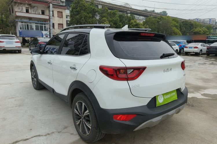 Used Kia kx1 Stonic 2021 1.4L CVT Sunroof Model Exterior 2