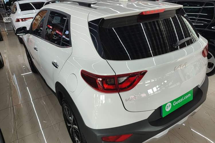 Used Kia kx1 Stonic 2021 1.4L CVT Fun Edition Exterior 2