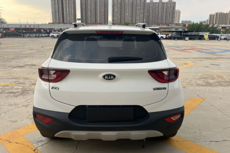 Used Kia kx1 Stonic 2021 1.4L CVT Fun Edition Exterior 2