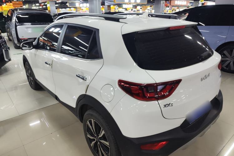 Used Kia kx1 Stonic 2021 1.4L CVT Fun Edition Exterior 2