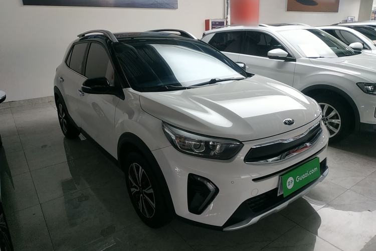 Used Kia kx1 Stonic 2021 1.4L CVT Fun & Sunroof Model Exterior 2