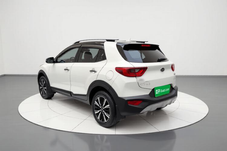 Used Kia kx1 Stonic 2021 1.4L CVT Fun & Sunroof Model Exterior 3