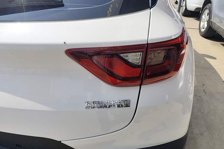 Used Kia kx1 Stonic 2021 1.4L CVT Sunroof Model Exterior 3