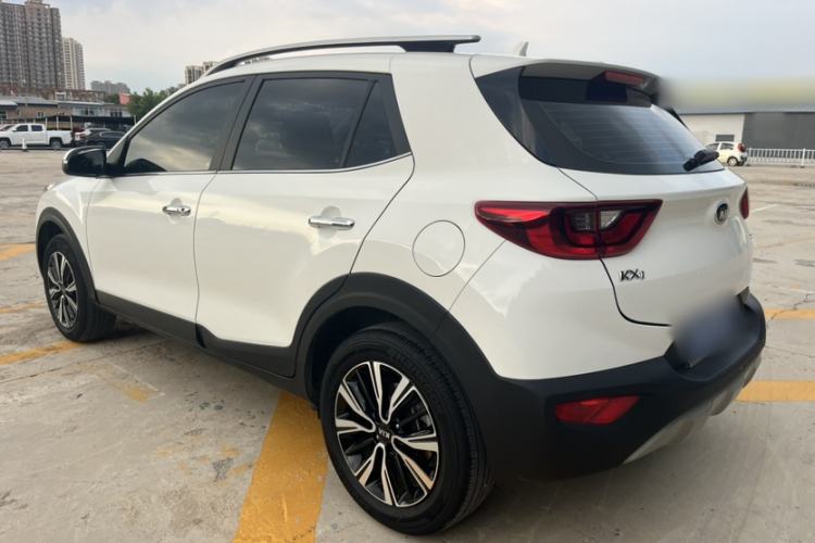 Used Kia kx1 Stonic 2021 1.4L CVT Fun Edition Exterior 3