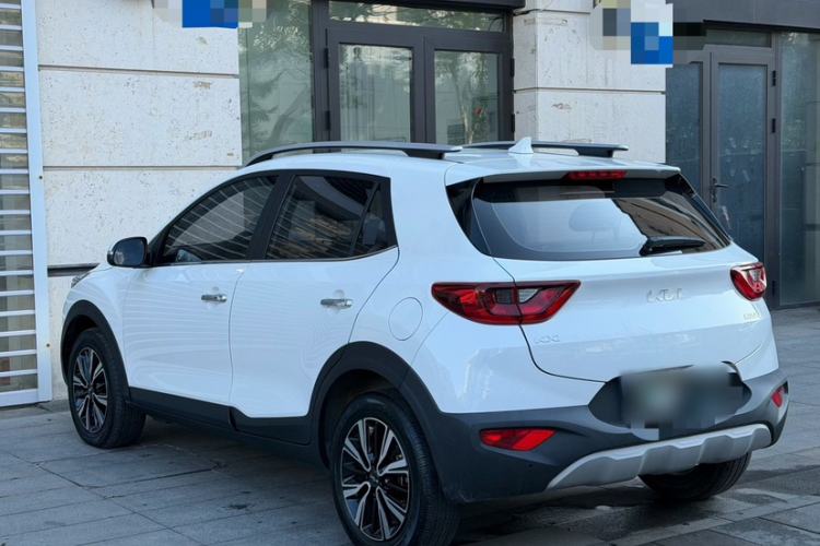 Used Kia kx1 Stonic 2021 1.4L CVT Fun Edition Exterior 3