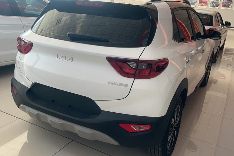 Used Kia kx1 Stonic 2021 1.4L CVT Sunroof Model Exterior 3