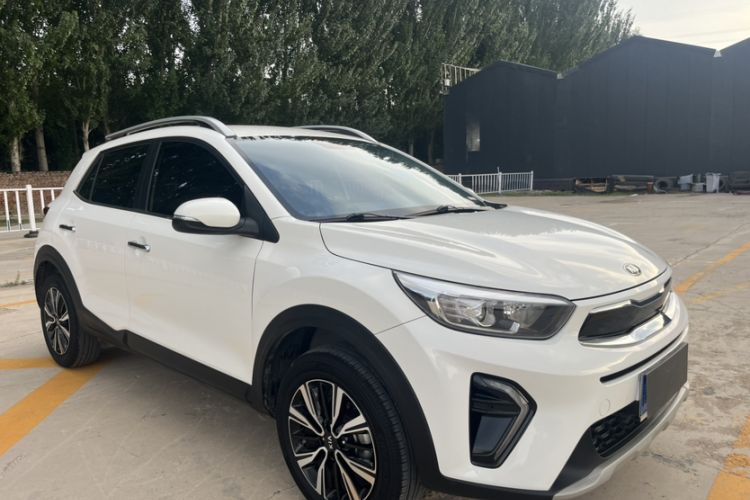 Used Kia kx1 Stonic 2021 1.4L CVT Fun Edition Exterior 4
