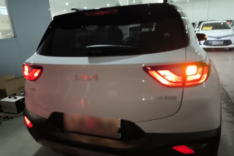 Used Kia kx1 Stonic 2021 1.4L CVT Sunroof Model Exterior 4