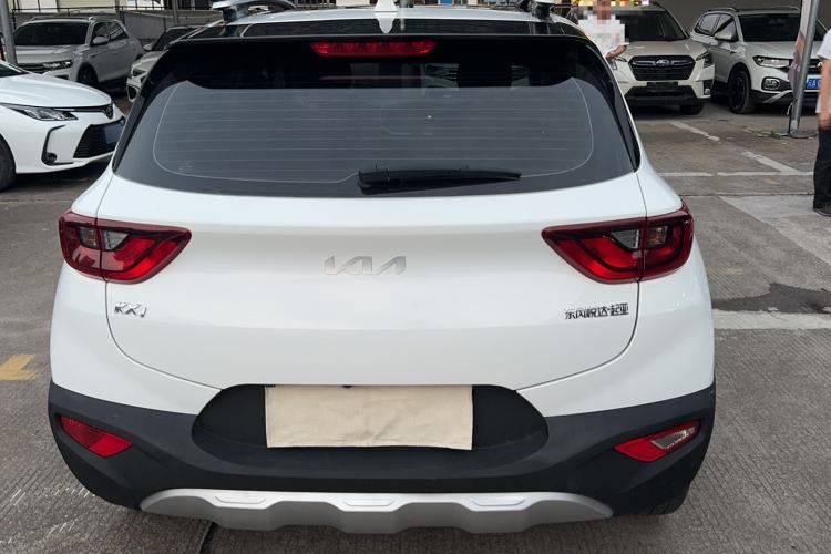 Used Kia kx1 Stonic 2021 1.4L CVT Sunroof Model Exterior 4