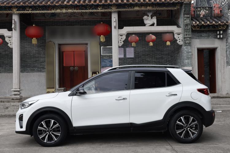 Used Kia kx1 Stonic 2021 1.4L CVT Fun & Sunroof Model Exterior 4
