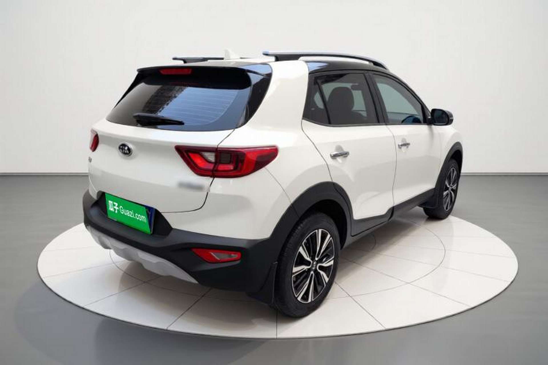 Used Kia kx1 Stonic 2021 1.4L CVT Fun & Sunroof Model Exterior 5