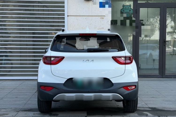 Used Kia kx1 Stonic 2021 1.4L CVT Fun Edition Exterior 5