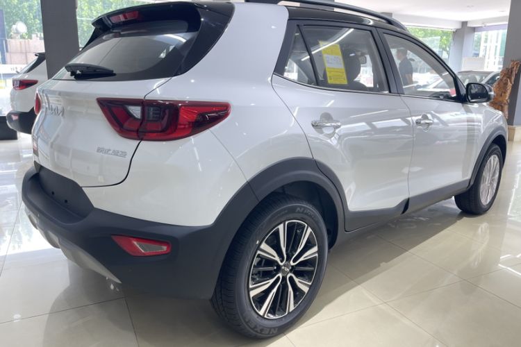 Used Kia kx1 Stonic 2021 1.4L CVT Sunroof Model Exterior 5