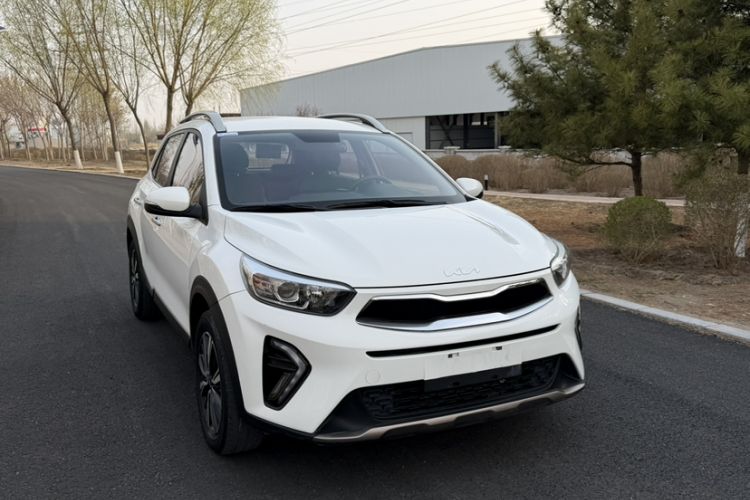 Used Kia kx1 Stonic 2021 1.4L Automatic Fun Edition Exterior 5