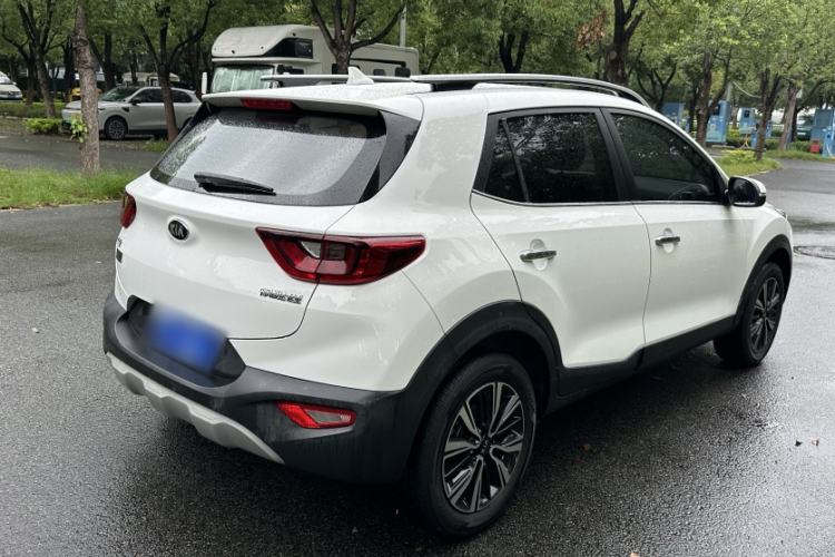 Used Kia kx1 Stonic 2021 1.4L Automatic Fun Edition Exterior 6