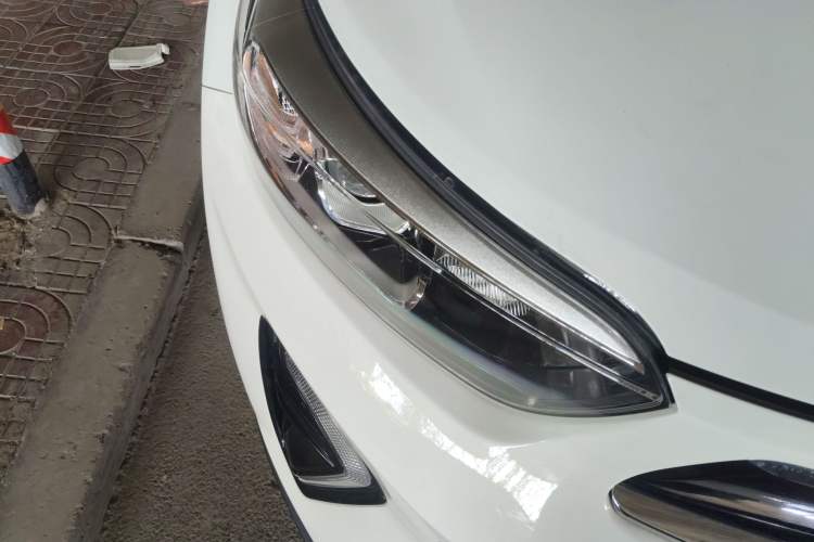 Used Kia kx1 Stonic 2021 1.4L CVT Fun & Sunroof Model Exterior 6