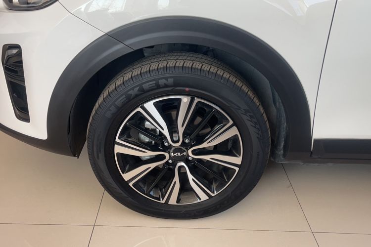 Used Kia kx1 Stonic 2021 1.4L CVT Sunroof Model Exterior 6