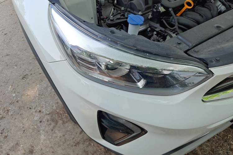 Used Kia kx1 Stonic 2021 1.4L CVT Fun Edition Exterior 6