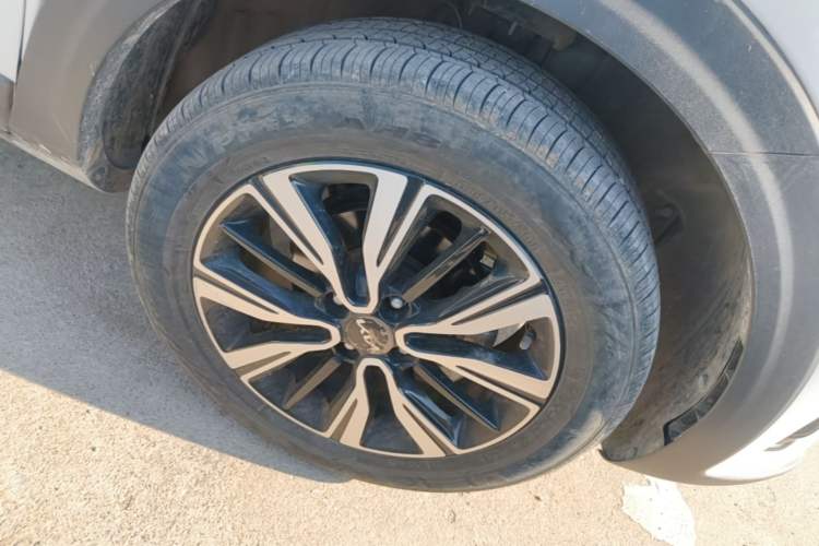 Used Kia kx1 Stonic 2021 1.4L CVT Sunroof Model Exterior 7