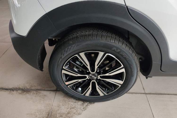 Used Kia kx1 Stonic 2021 1.4L CVT Sunroof Model Exterior 8