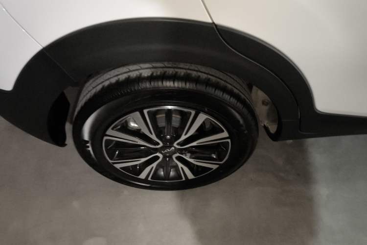 Used Kia kx1 Stonic 2021 1.4L CVT Sunroof Model Exterior 8