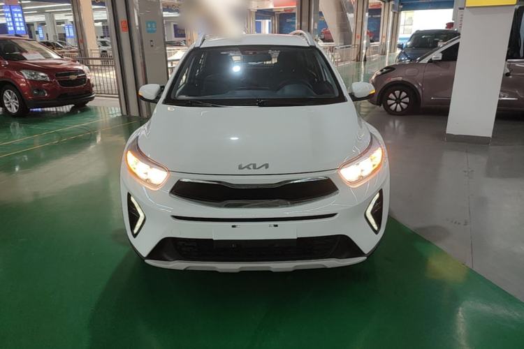 Used Kia kx1 Stonic 2021 1.4L CVT Fun Edition Front
