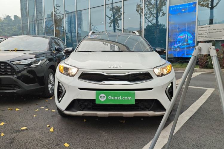 Used Kia kx1 Stonic 2021 1.4L CVT Sunroof Model Front