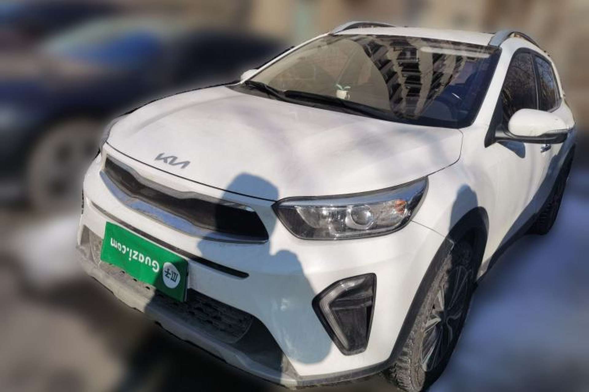 Used Kia kx1 Stonic 2021 1.4L CVT Fun Edition Front Left 45 Deg