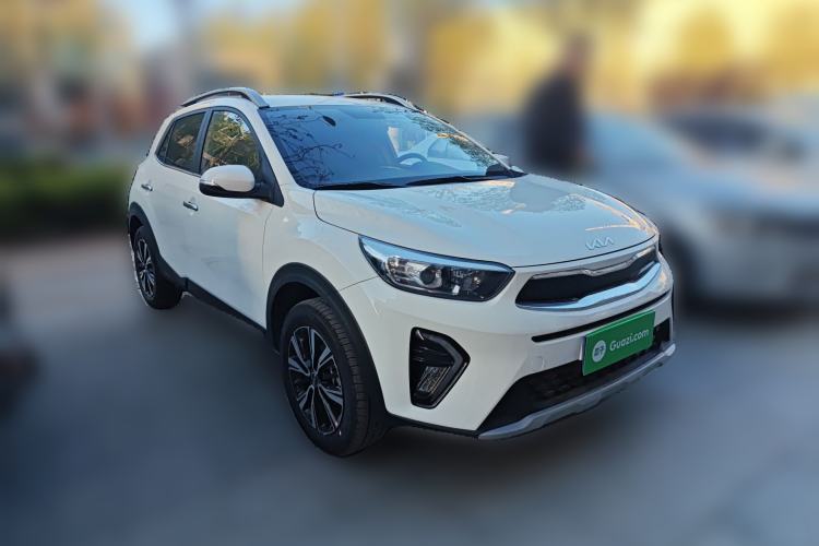 Used Kia kx1 Stonic 2021 1.4L CVT Fun Edition Front Right 45 Deg