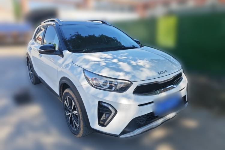 Used Kia kx1 Stonic 2021 1.4L CVT Sunroof Model Front Right 45 Deg
