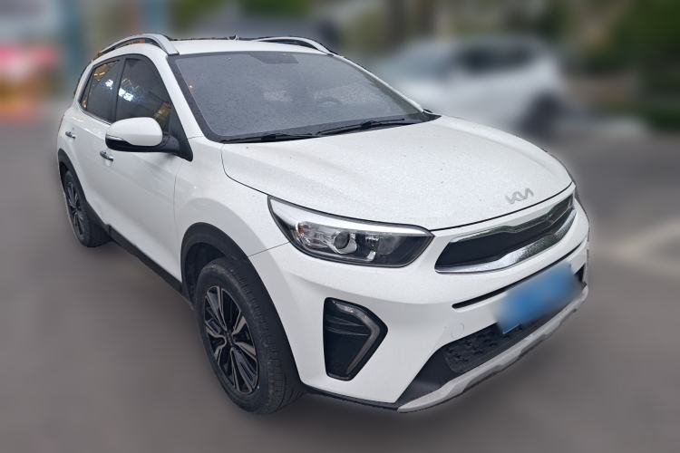Used Kia kx1 Stonic 2021 1.4L CVT Fun Edition Front Right 45 Deg