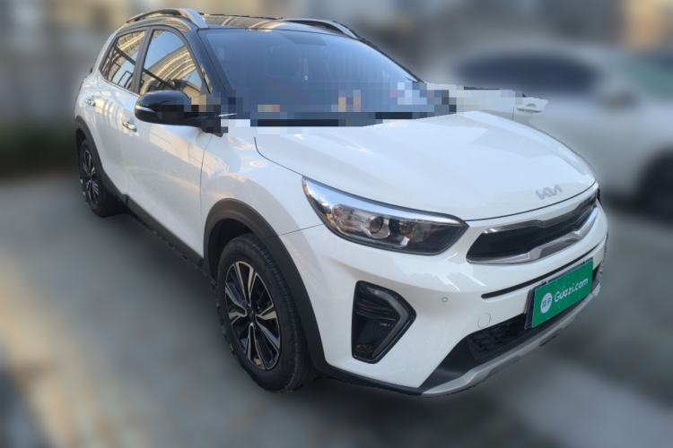 Used Kia kx1 Stonic 2021 1.4L CVT Fun & Sunroof Model Front Right 45 Deg