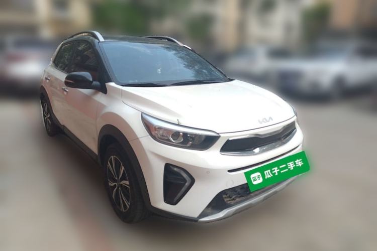 Used Kia kx1 Stonic 2021 1.4L CVT Sunroof Model Front Right 45 Deg