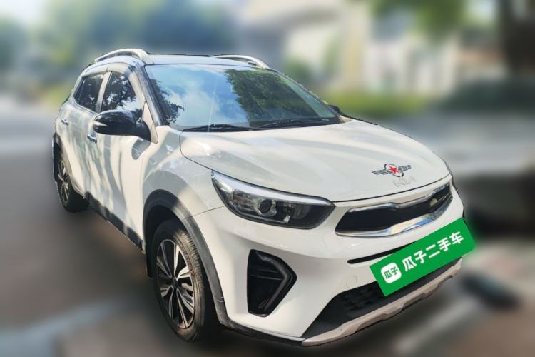 Used Kia kx1 Stonic 2021 1.4L CVT Fun & Sunroof Model Front Right 45 Deg