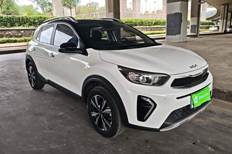 Used Kia kx1 Stonic 2021 1.4L CVT Sunroof Model Front Right 45 Deg